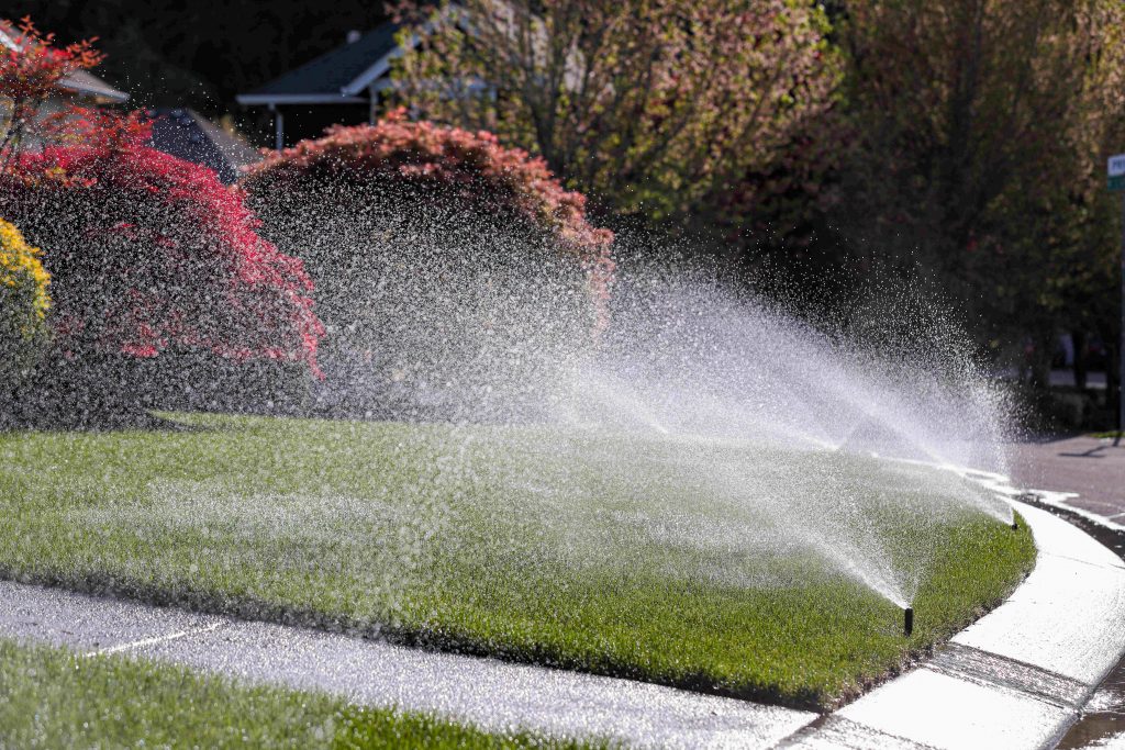 Smart Watering: The Impact of Automatic Sprinkler Systems on Your Water Bill
